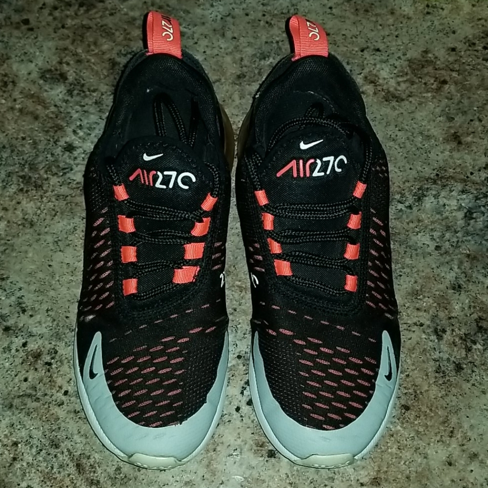 Nike Air Max 270